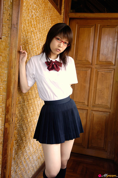 Haruka Aizawa in Schoolgirl Gift from All Gravure