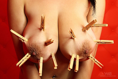 Shione in Clothespins from Watch4Beauty
