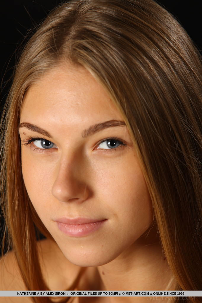 Katherine A in Metart set Eninum