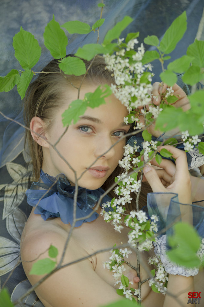 Milena D in Sex Art set Mythos