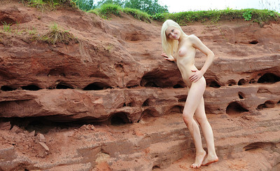 Lesia in Terra Nova from Amour Angels