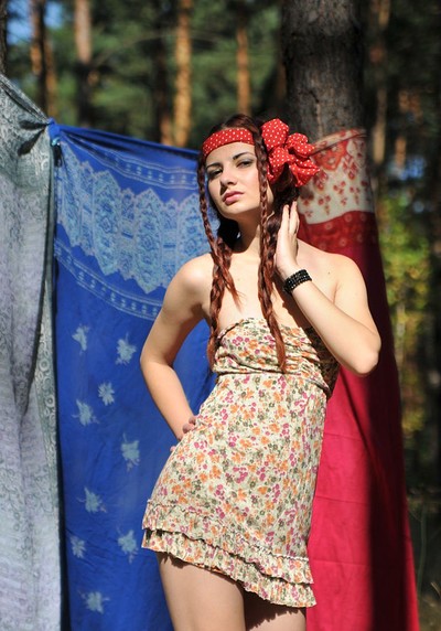 Jully in Amour Angels set Pocahontas