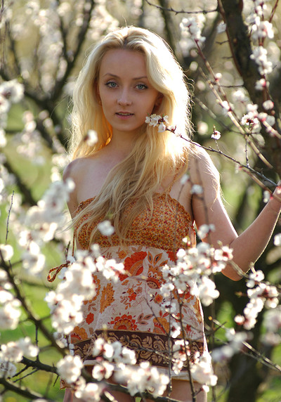 Mirabell in Blossom Girl from Amour Angels