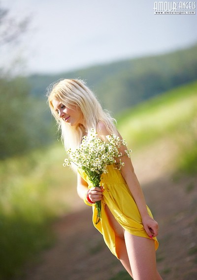 Alina in Shining from Amour Angels