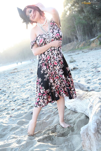 Tessa Fowler in Classic Sunset from Pinup Files