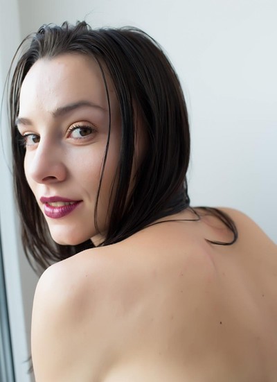 Olivia Y in Courtesan from Yonitale