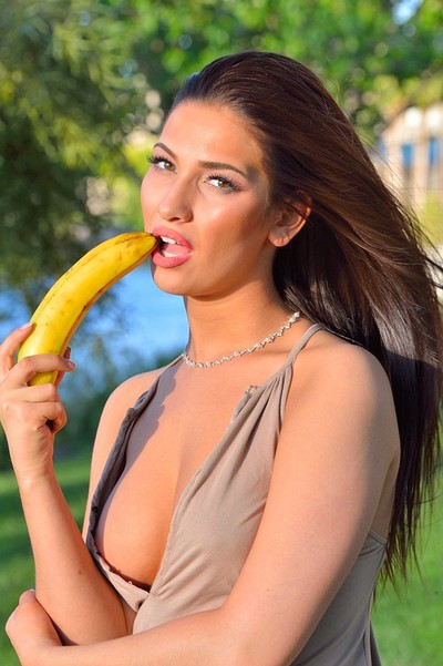 Olivia in Frisky Sunset Picnic from Ftv Girls