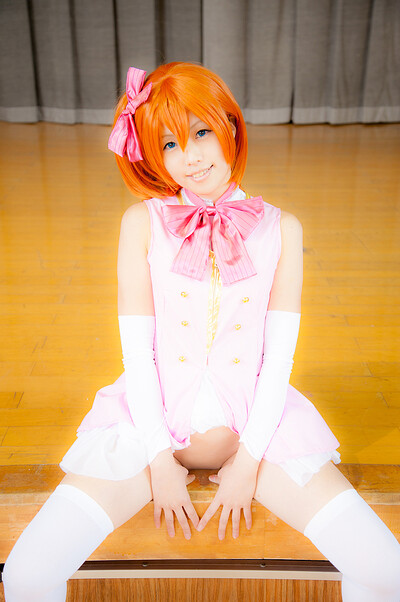 Blossoming young Girl Glossy Rabbit shows off her gorgeous body in Seifuku