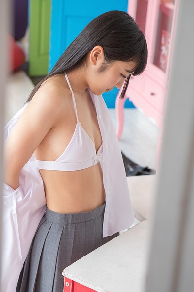 Ai Takahashi in Best Student from All Gravure