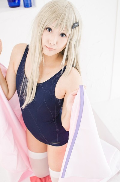 Akira Rito in R to A 2 from All Gravure