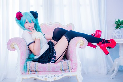 Miku Hatsune in Nairu from All Gravure