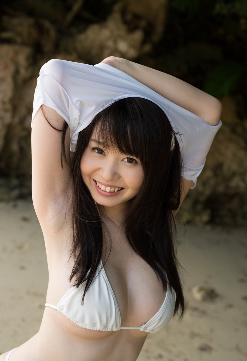 Aika Yumeno Nude in Beauty In The Sand - Free All Gravure Picture Gallery  at Elite Babes