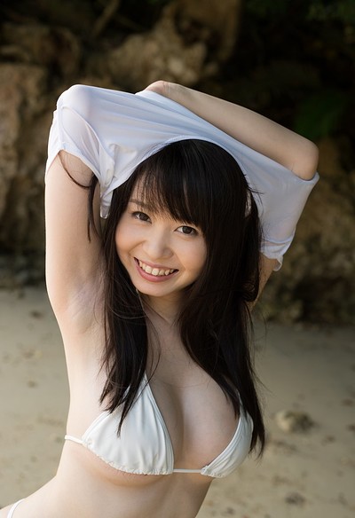 Aika Yumeno in Beauty In The Sand from All Gravure