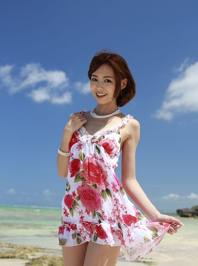 Aino Kishi in Rose On The Beach from All Gravure