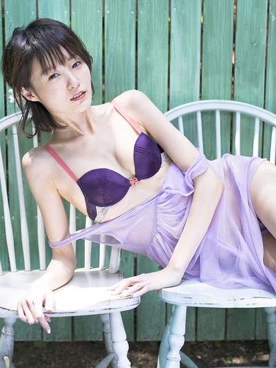 Ryo Shihono in Pale Sunlight from All Gravure