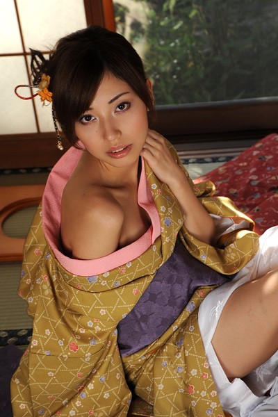 Miyuki Yokoyama in Hidden Beauty from All Gravure