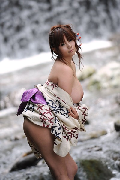 Kanon Ohzora in Majestic Waterfall from All Gravure