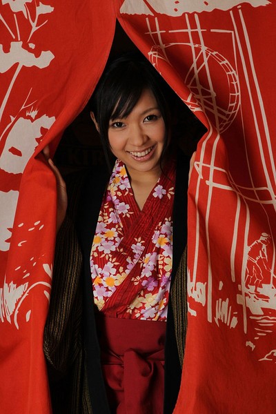 Nana Ogura in Flower Girl Unveiled from All Gravure