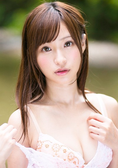 Angel Moe in River Reveal 1 from All Gravure