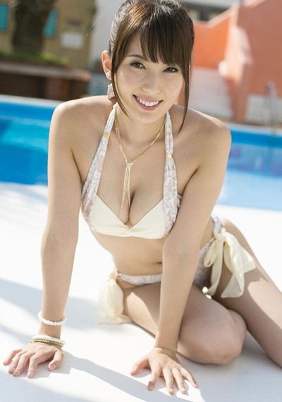 Hatano Yui in Yui Poolside 1 from All Gravure