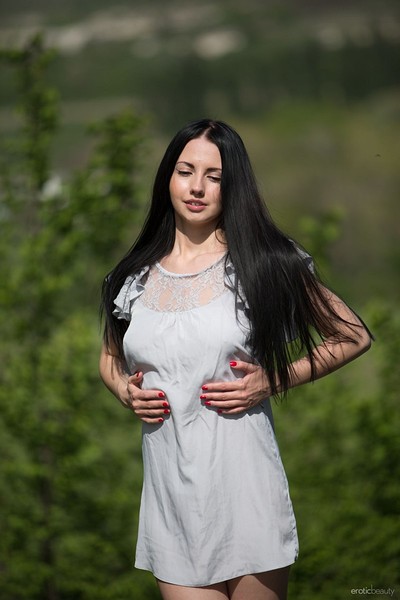 Veronica Snezna in Panorama View from Erotic Beauty