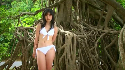 Fantastic charmer Serina Nagano shows off her gorgeous body in Narina Scene 1