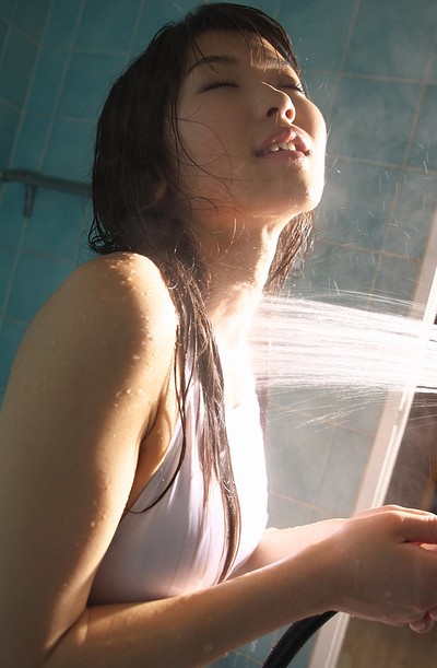 Noriko Kijima in Shower Test from All Gravure