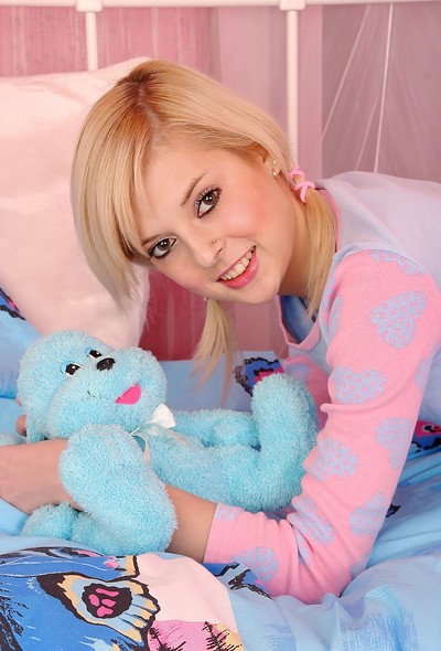 Lauren in  from Teen Dreams