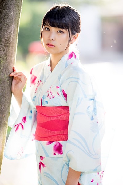 Miharu Mochizuki in Mochi Kimono from All Gravure