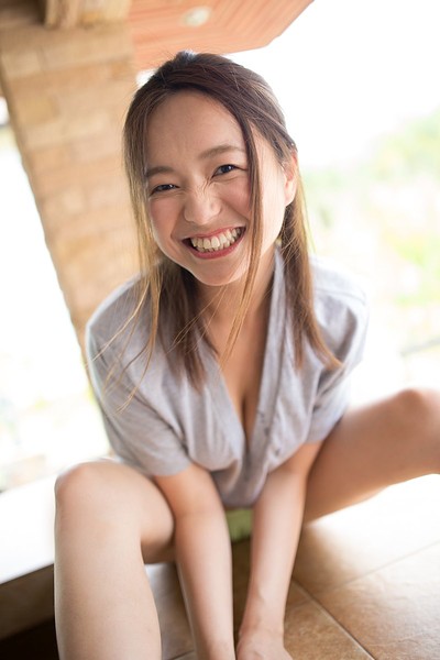 Mayumi Yamanaka in Sweetest Mayumi from All Gravure