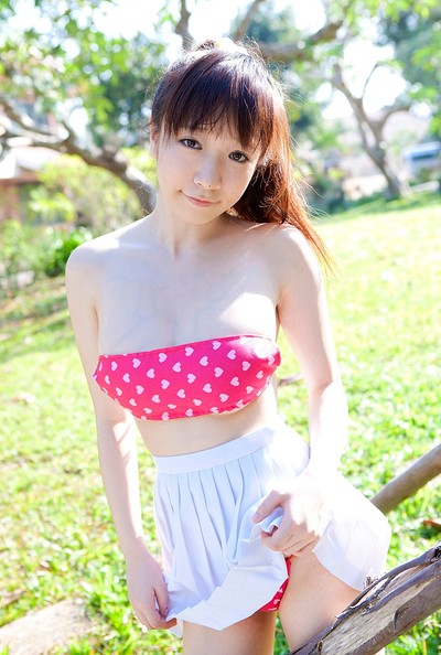 Airi Hirayama in Love At The Pool from All Gravure