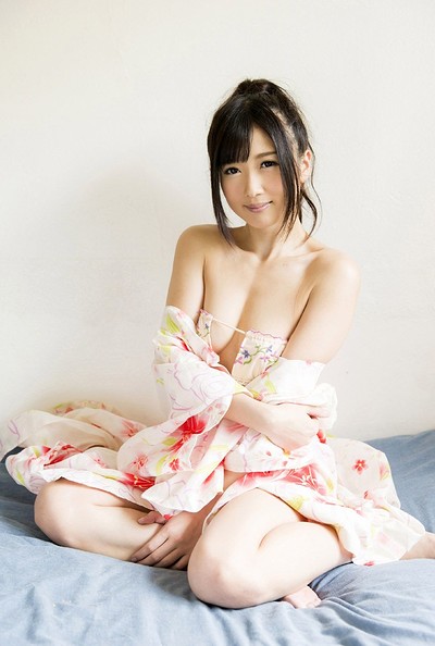 Hibiki Ohtsuki in Fathers Daughter from All Gravure