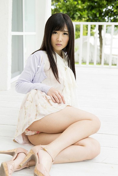 Hibiki Ohtsuki in Summer House Love from All Gravure