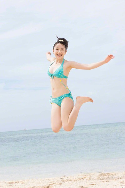 You Kikkawa in All Gravure set Beach Vacation