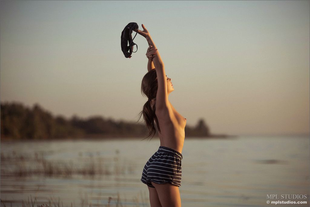 Kaitlin in MPL Studios set The Edge Of Day