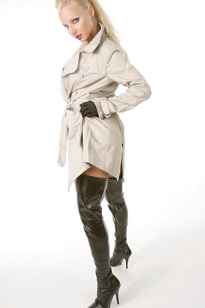 Vicky S in Spy Girl from Istripper