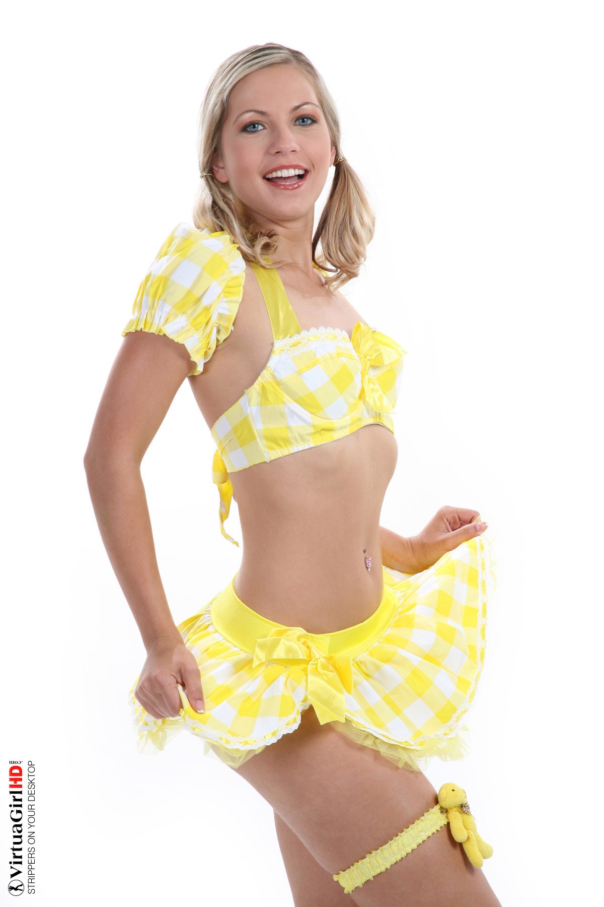 Jenni Gregg in Istripper set Lemon Sorbet