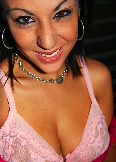 Jesslynn in Pink Bra In The Garage from Cosmid