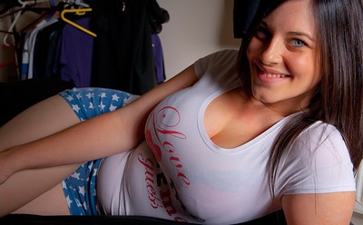 Bex in Nice White Tee from Cosmid