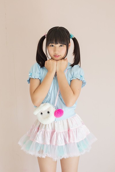 Kurumi Miyamaru in Candy Suckles from All Gravure