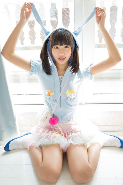 Kurumi Miyamaru in Candy Suckles from All Gravure