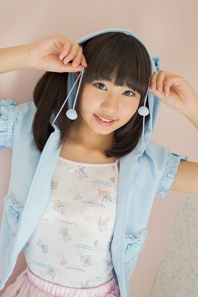 Kurumi Miyamaru in Candy Suckles from All Gravure