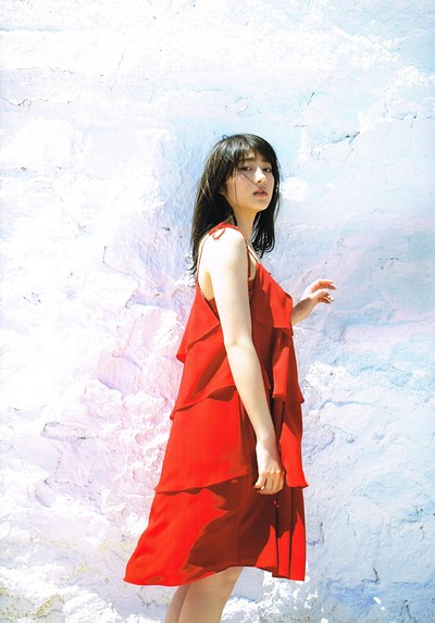 Yumi Wakatsuki in First Photobook Palette from All Gravure