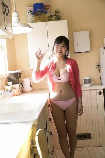 Yuno Ohara in I Heart You from All Gravure