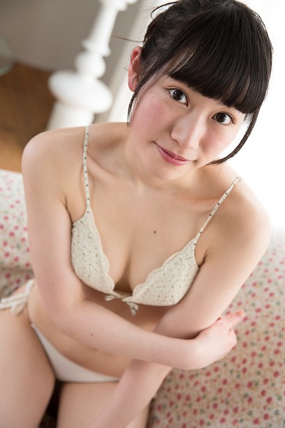 Ayana Haduki in Am I Pretty from All Gravure