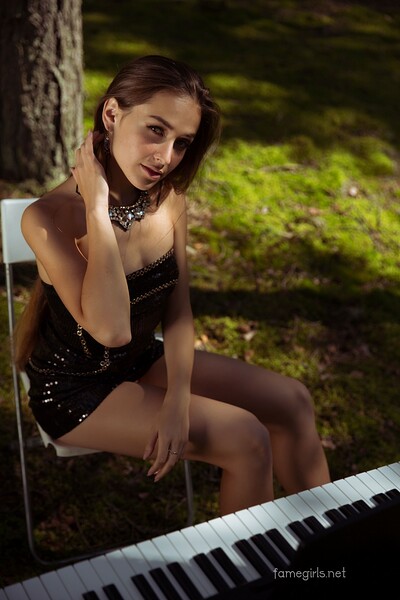 Nora in Wild Pianist from Fame Girls