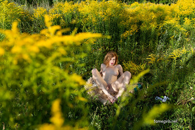 Hannah in Sunny Day from Fame Girls