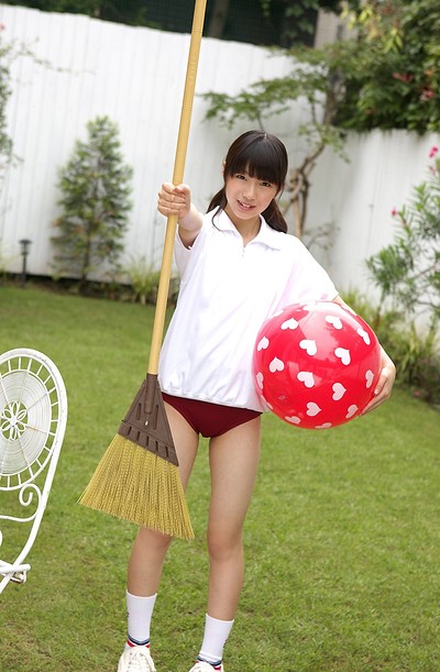 Ayaka Ootani in Studies Return from All Gravure