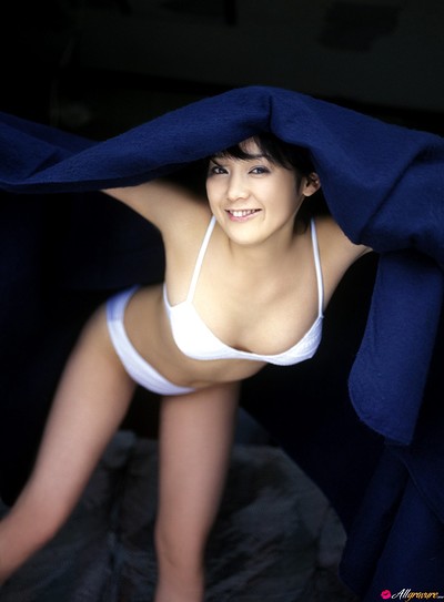 Nami Ishibashi in Nymph from All Gravure