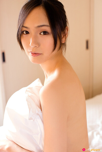 Daring and youthful hottie Sayuri Oyamada charming in Cristal Beauty